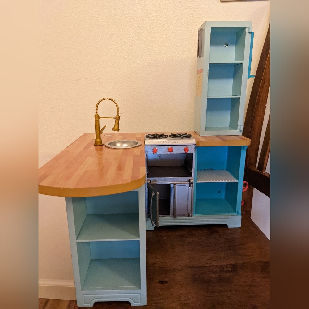 American Girl Doll Gourmet Kitchen AS IS incomplete missing Parts